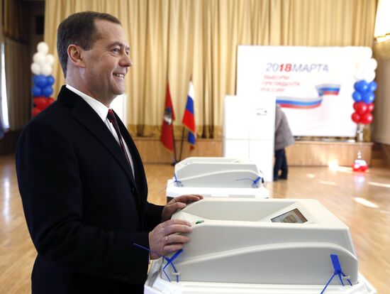 Dmitry Medvedev takes part in voting at Russian presidential election