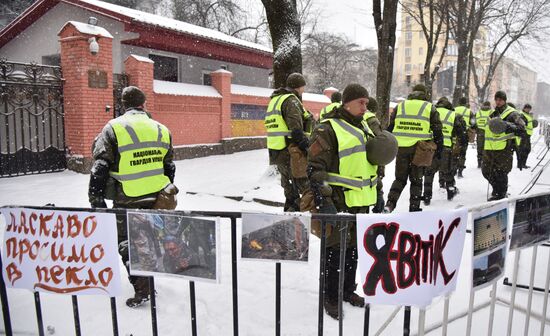 Russian citizens in Ukraine blocked from voting in Russian presidential election