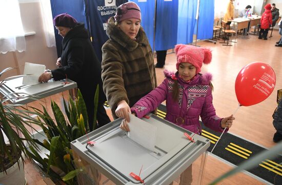 Presidential election in Russian regions