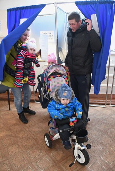 Presidential election in Russian regions