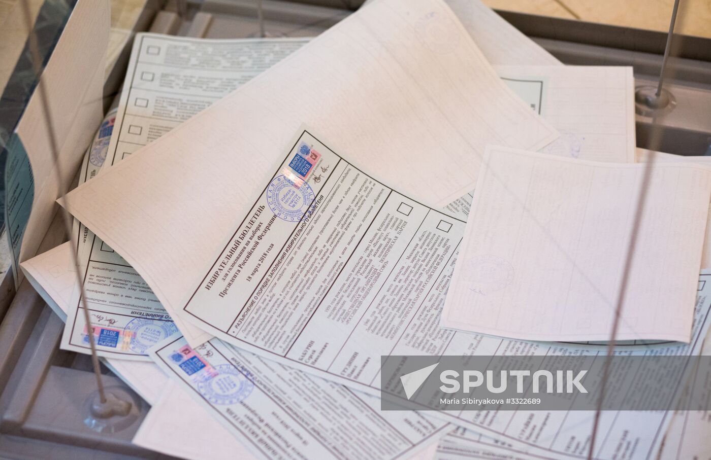 Voting in Russian presidential election abroad