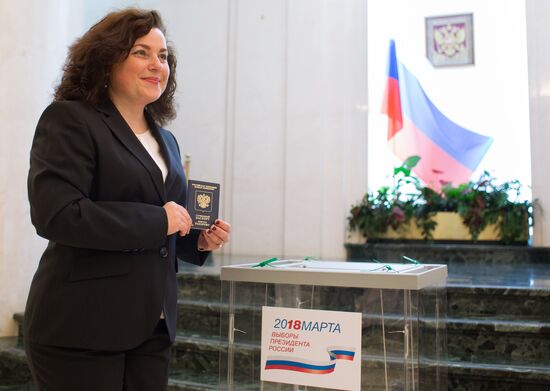 Voting in Russian presidential election abroad