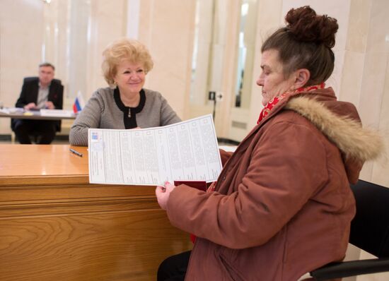 Voting in Russian presidential election abroad