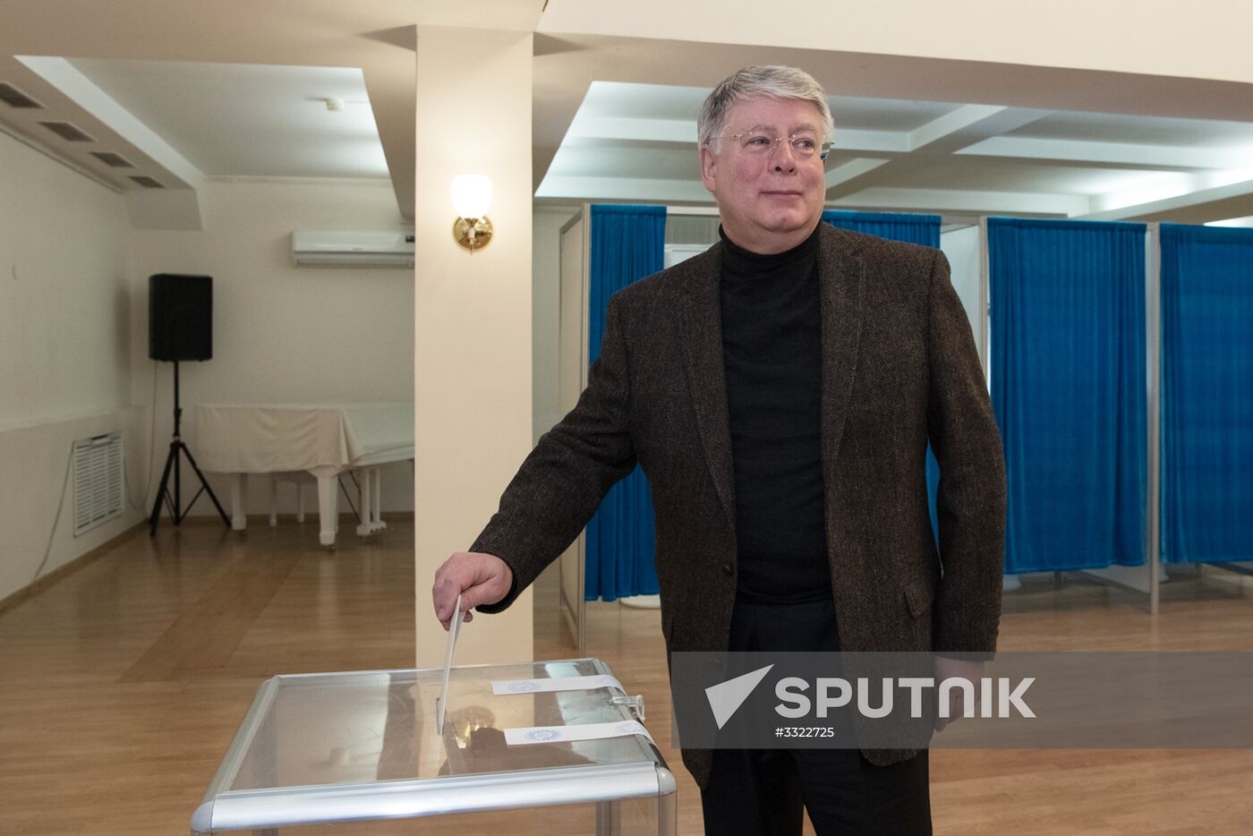 Voting in Russian presidential election abroad
