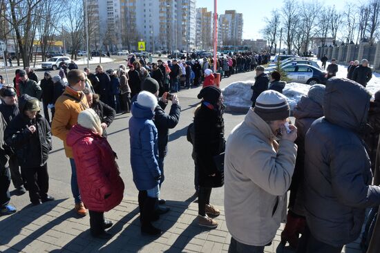 Voting in Russian presidential election abroad
