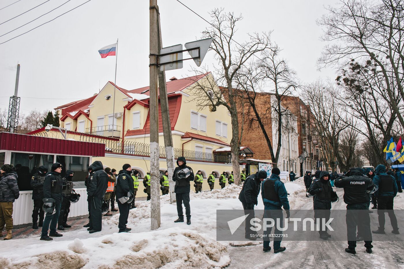 Russian citizens in Ukraine blocked from voting in Russian presidential election