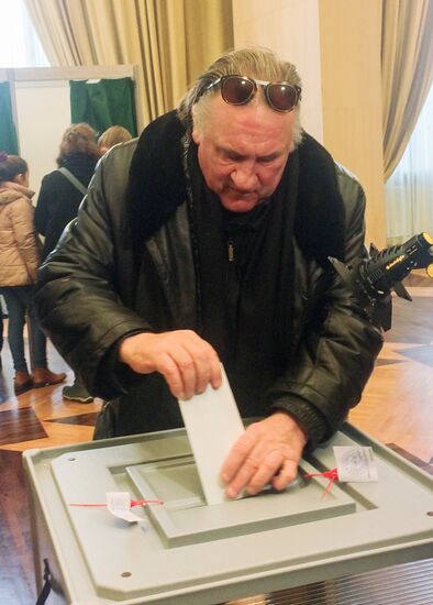 Voting in Russian presidential election abroad