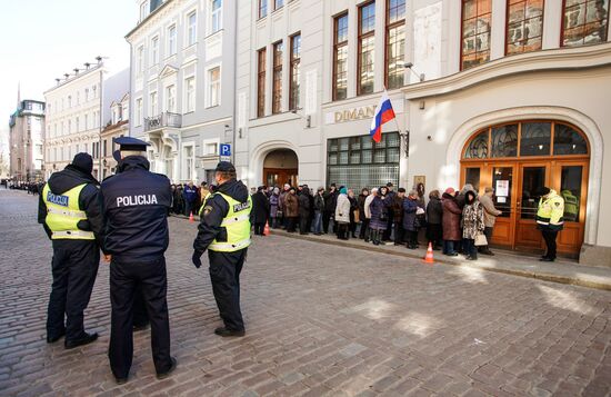 Voting in Russian presidential election abroad