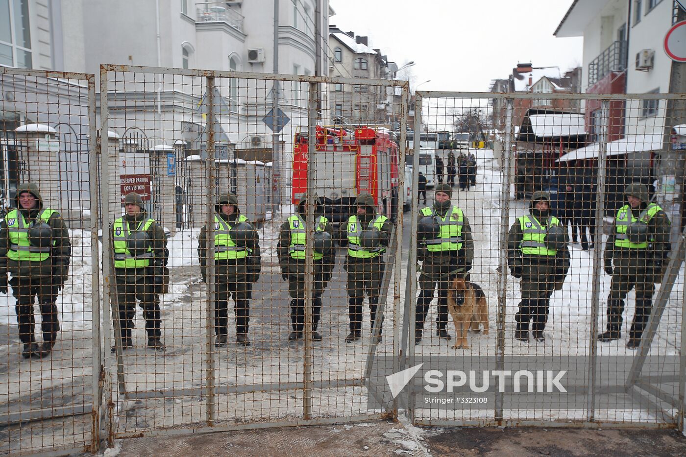 Russian citizens in Ukraine blocked from voting in Russian presidential election