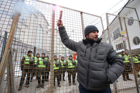 Russian citizens in Ukraine blocked from voting in Russian presidential election