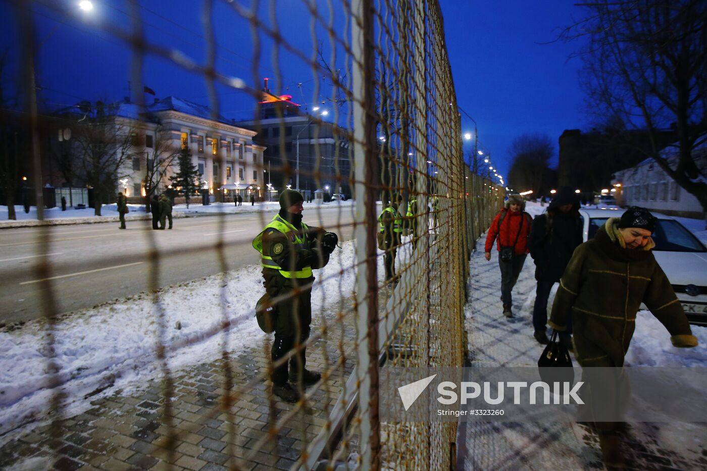 Russian citizens in Ukraine blocked from voting in Russian presidential election