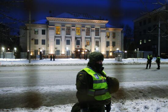 Russian citizens in Ukraine blocked from voting in Russian presidential election