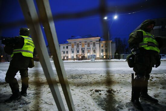 Russian citizens in Ukraine blocked from voting in Russian presidential election