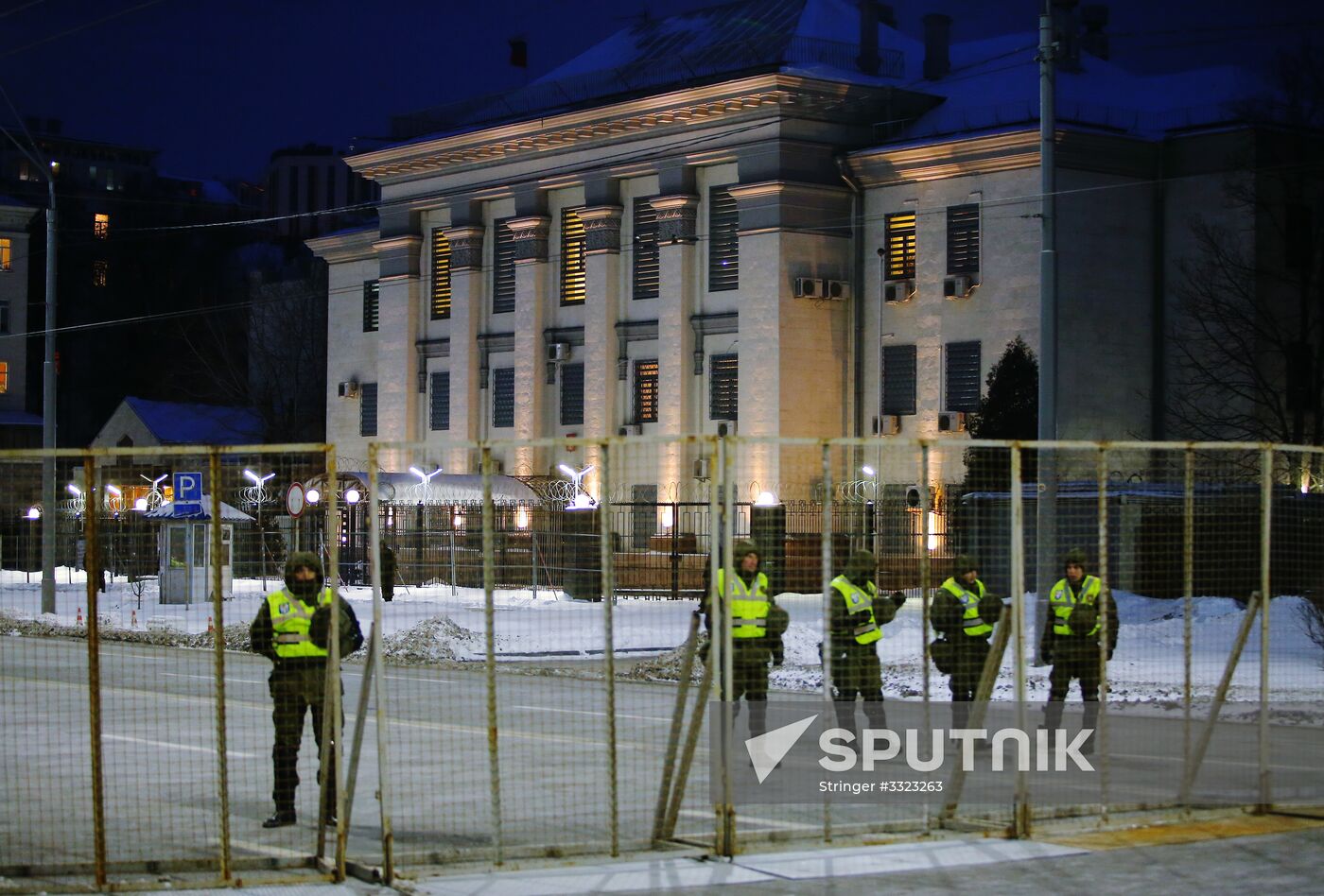 Russian citizens in Ukraine blocked from voting in Russian presidential election
