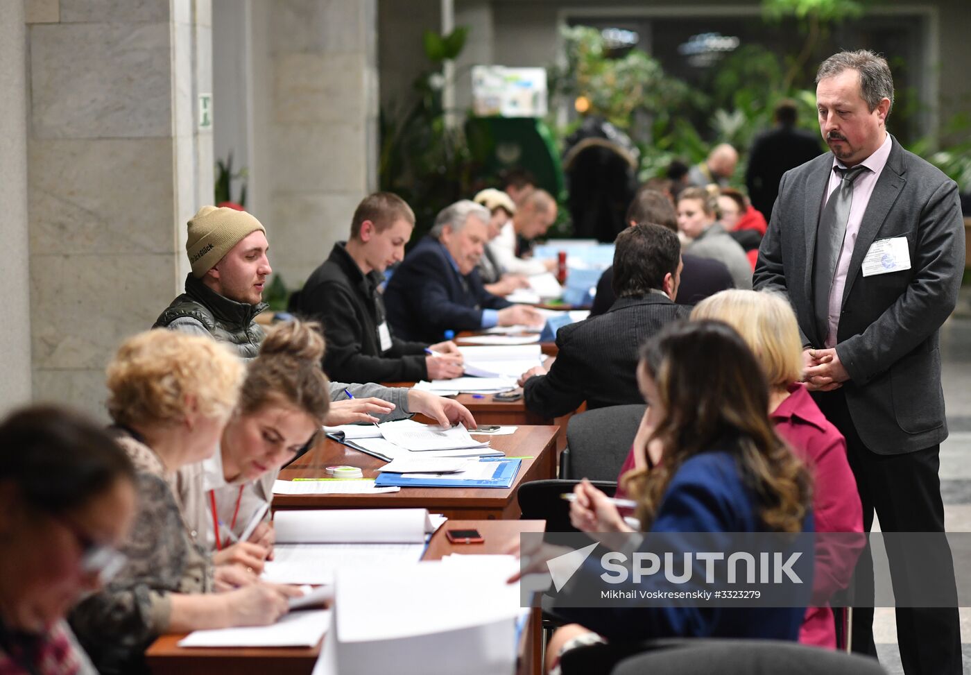 Votes counted at Russian presidential elections