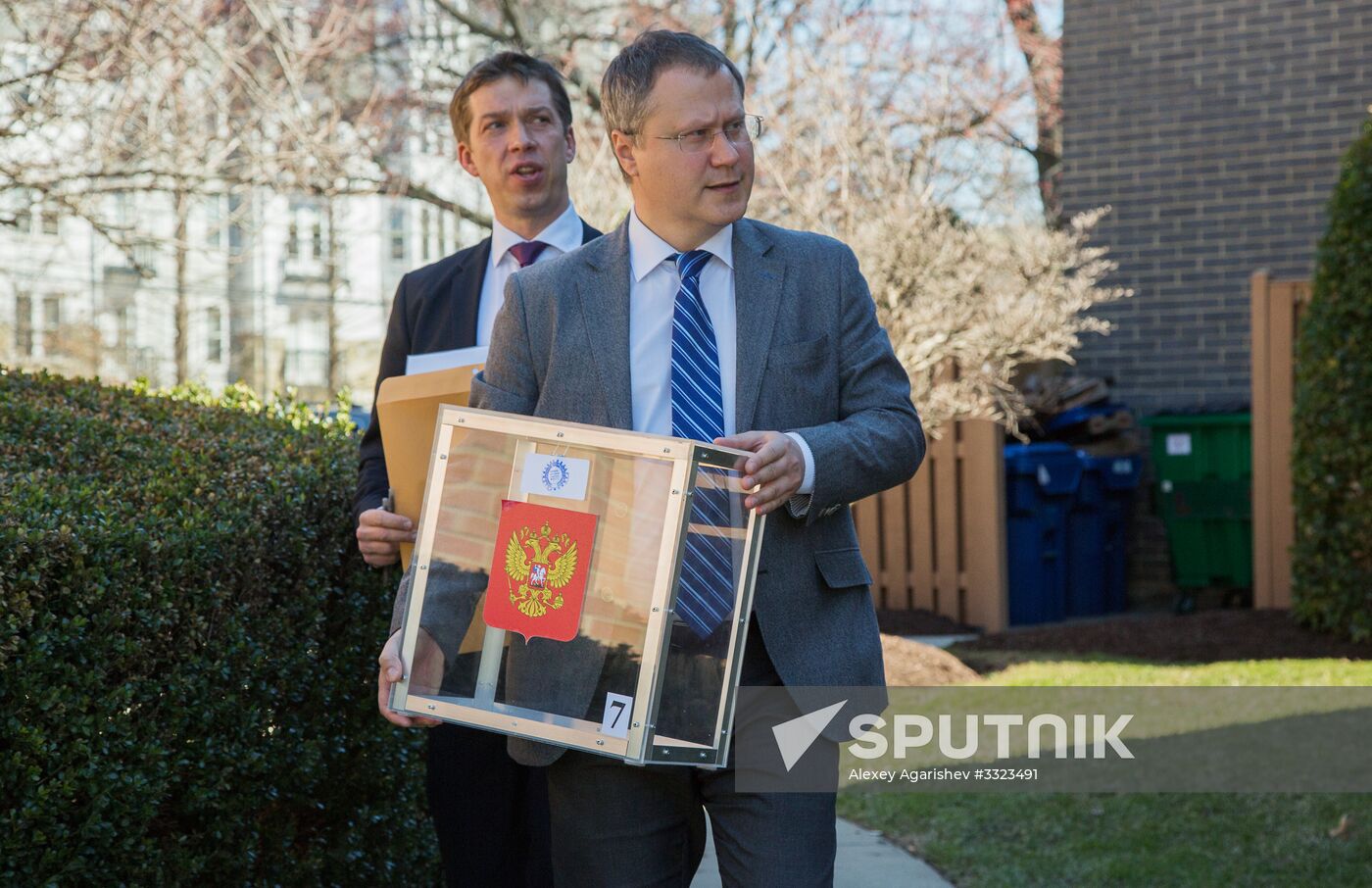 Voting in Russian presidential election abroad