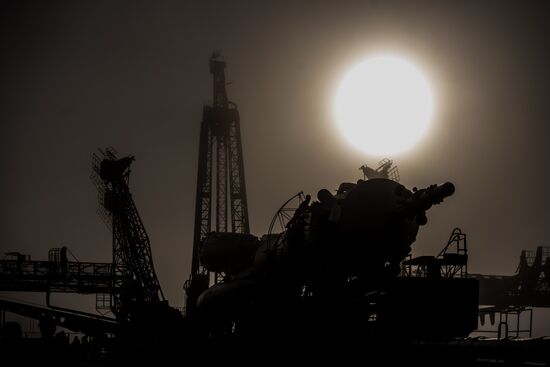 Soyuz-FG carrier rocket with Soyuz MS-08 crewed spacecraft moved to launch pad