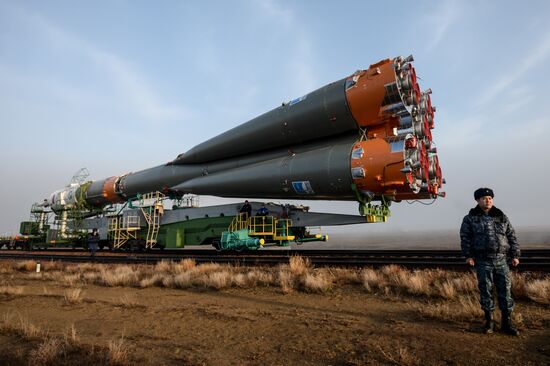 Soyuz-FG carrier rocket with Soyuz MS-08 crewed spacecraft moved to launch pad
