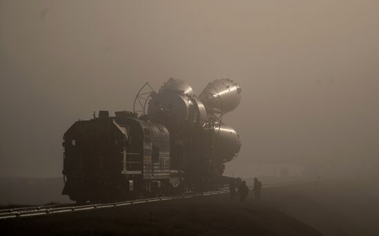 Soyuz-FG carrier rocket with Soyuz MS-08 crewed spacecraft moved to launch pad