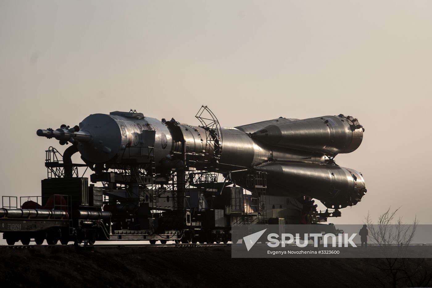 Soyuz-FG carrier rocket with Soyuz MS-08 crewed spacecraft moved to launch pad