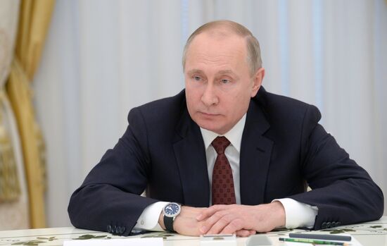 President Vladimir Putin meets with presidential nominees
