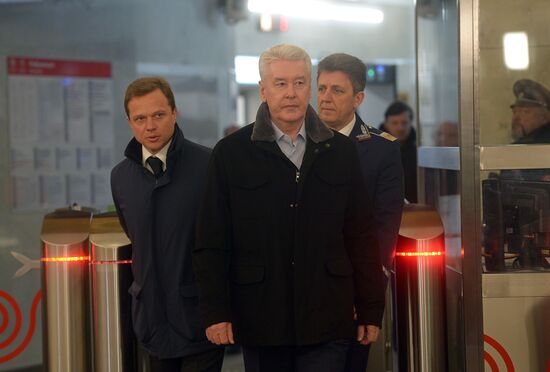 Opening of southern entrance hall of Sportivnaya metro station