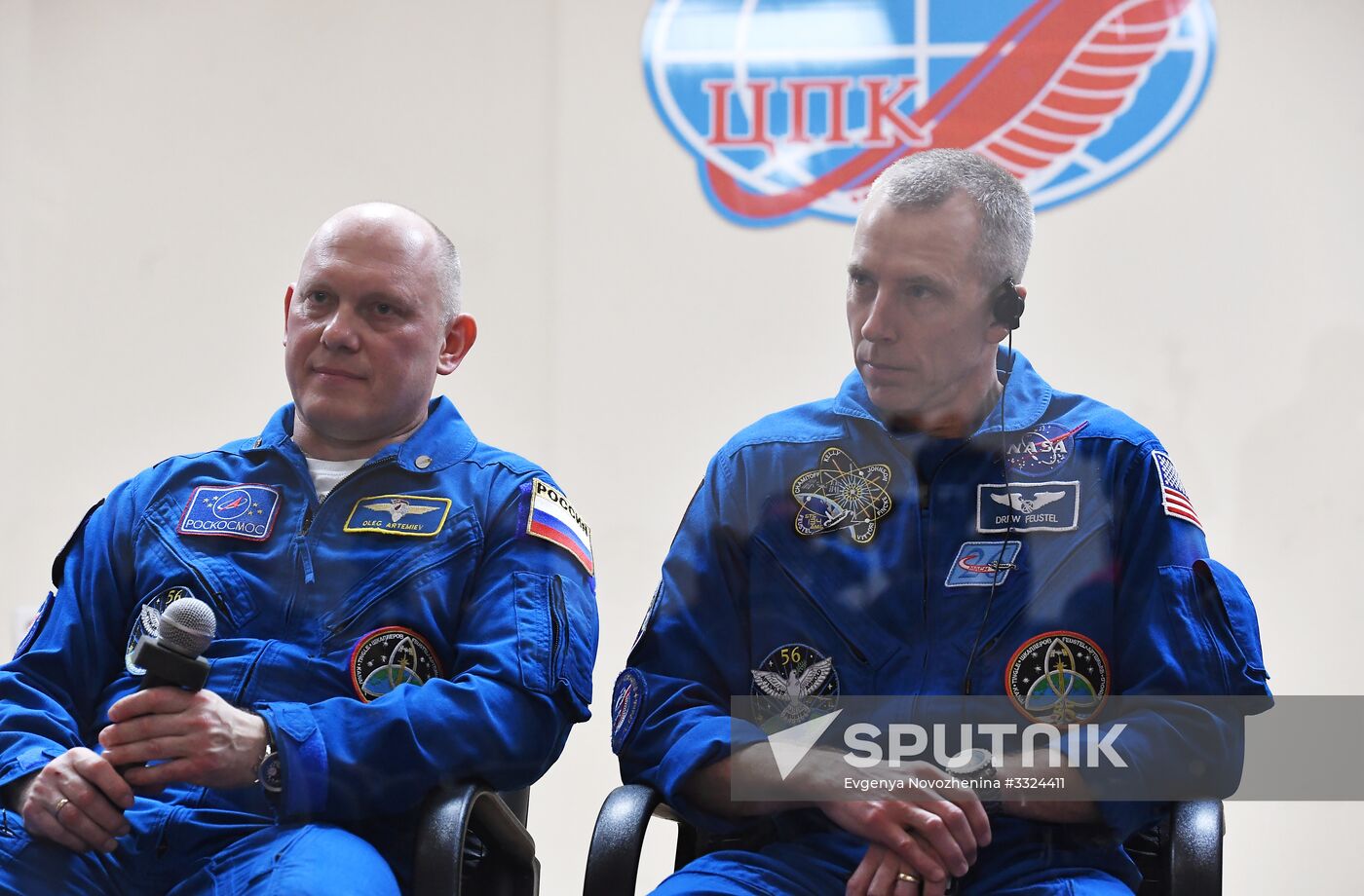 News conference with ISS-55/56 main and backup crews