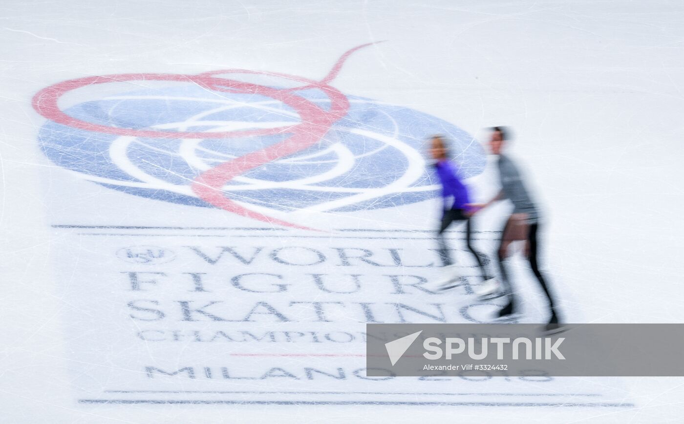 Figure Skating. World Championships. Training sessions