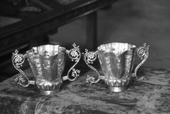 Wine glasses