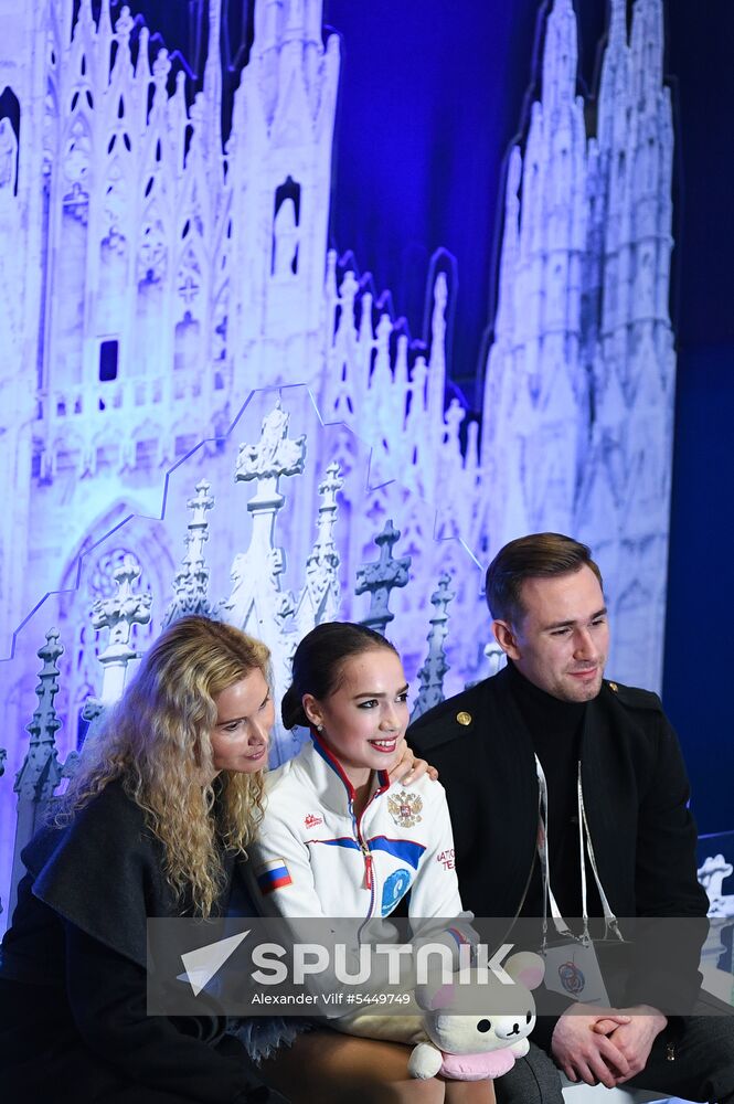 Figure skating. World Championships. Women. Short program