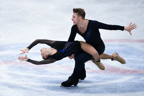Figure skating. World Championships. Pairs. Short program