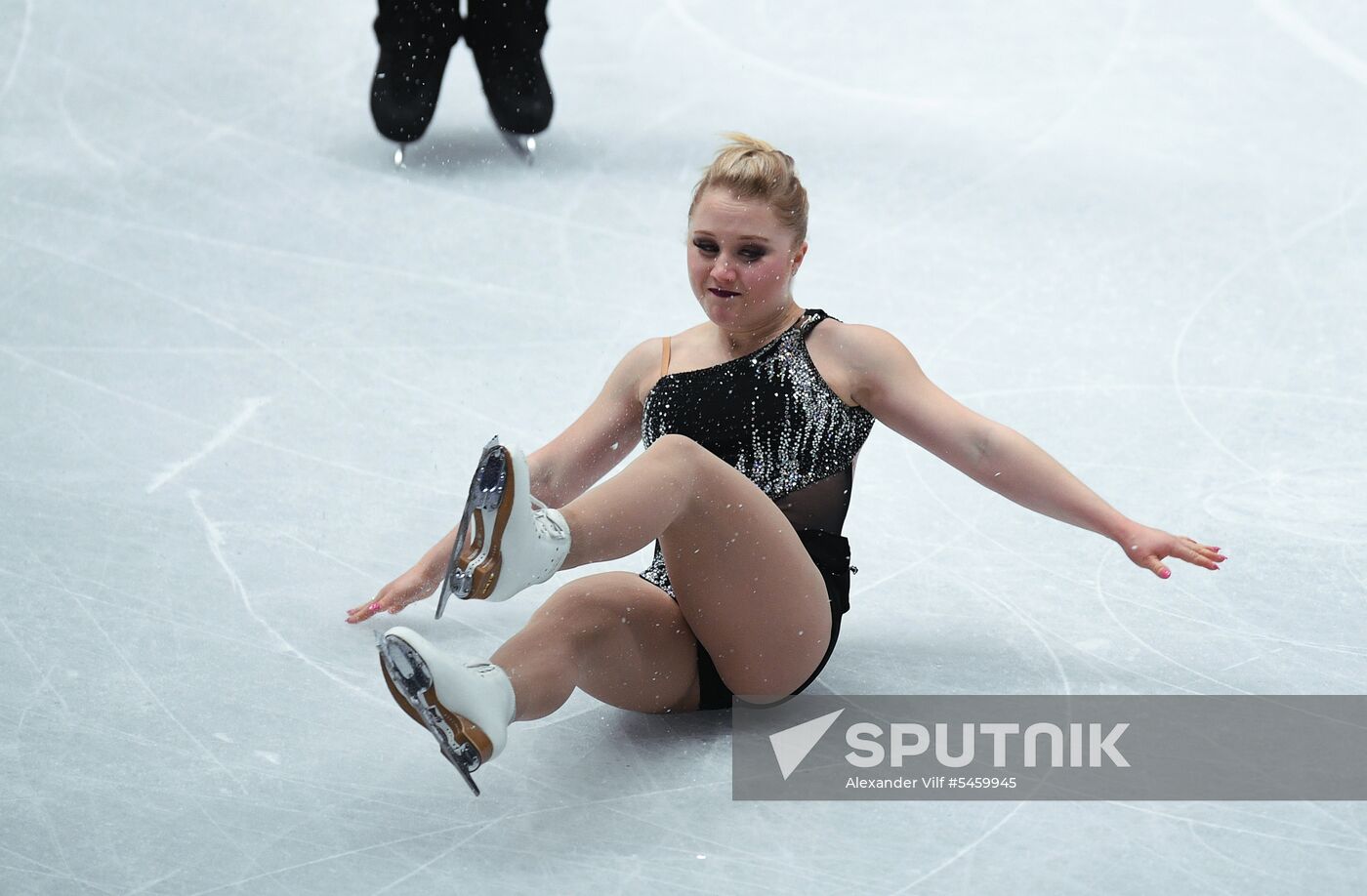 Figure skating. World Championships. Pairs. Short program