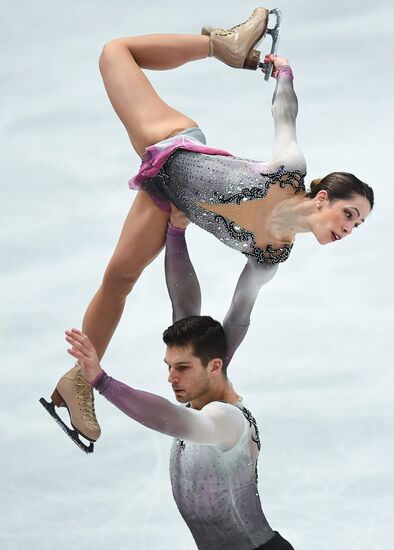 Figure skating. World Championships. Pairs. Short program