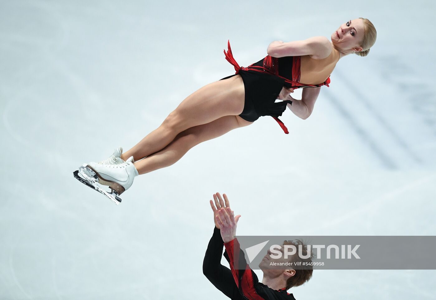 Figure skating. World Championships. Pairs. Short program