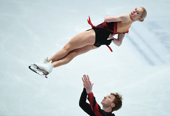 Figure skating. World Championships. Pairs. Short program