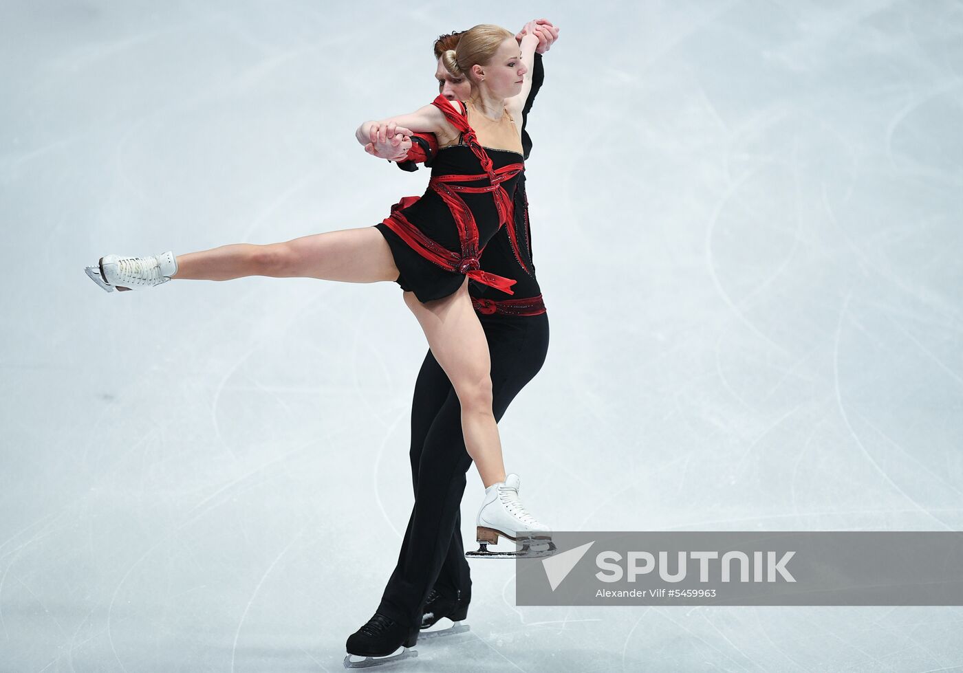 Figure skating. World Championships. Pairs. Short program