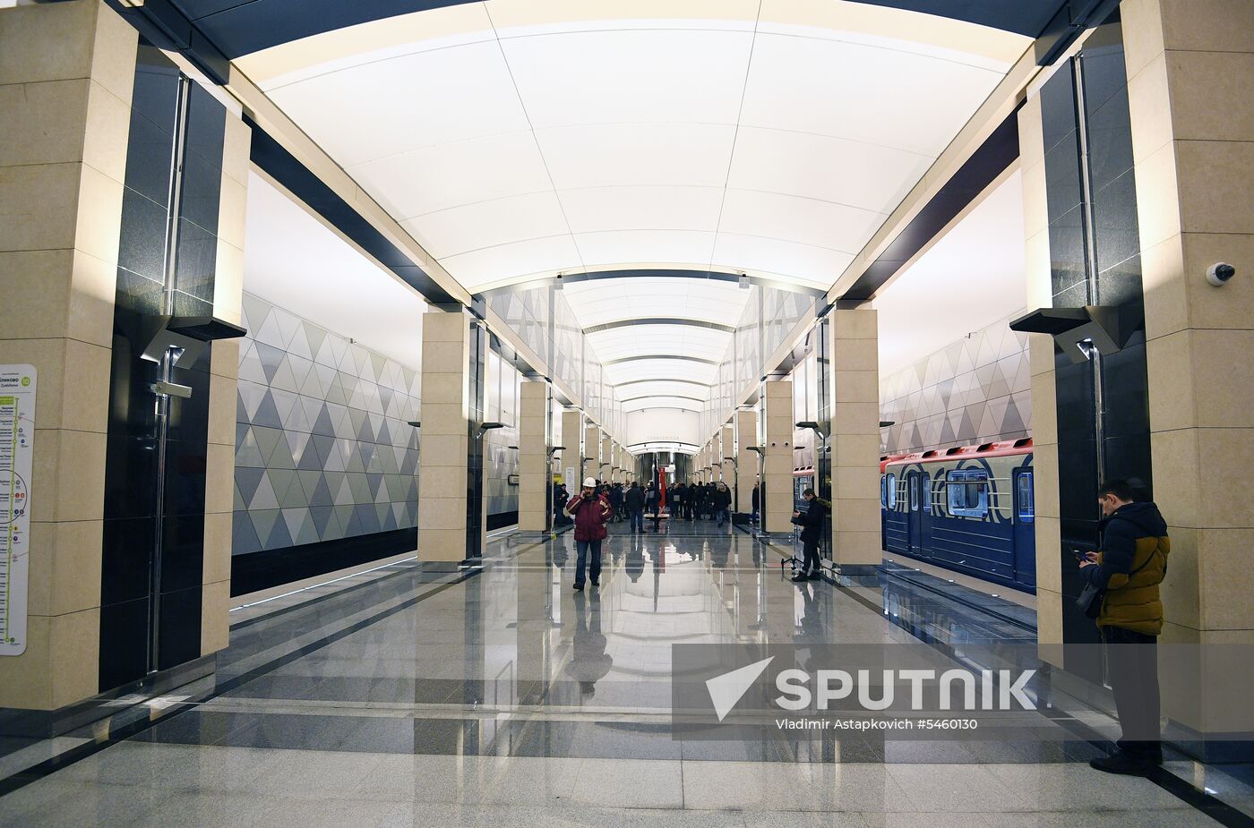 Opening of Moscow Metro's Okruzhnaya-Seligerskaya section