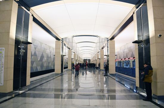 Opening of Moscow Metro's Okruzhnaya-Seligerskaya section