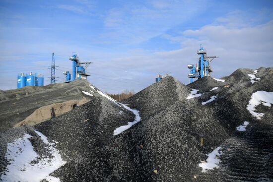 Asphalt and concrete plant in Moscow