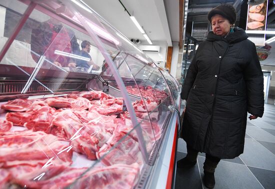 Velozavodsky market reopens in Moscow after renovation