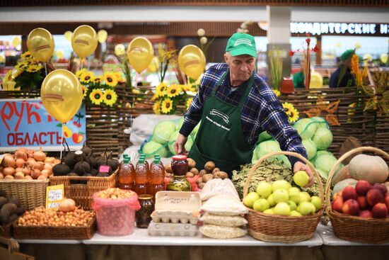 Velozavodsky market reopens in Moscow after renovation