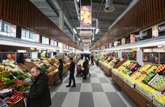 Velozavodsky market reopens in Moscow after renovation