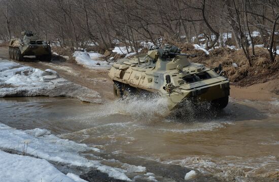 Pacific Fleet Marines get new BTR-82A armored personnel carriers