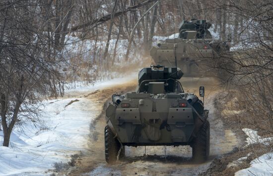 Pacific Fleet Marines get new BTR-82A armored personnel carriers