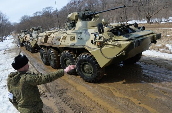 Pacific Fleet Marines get new BTR-82A armored personnel carriers