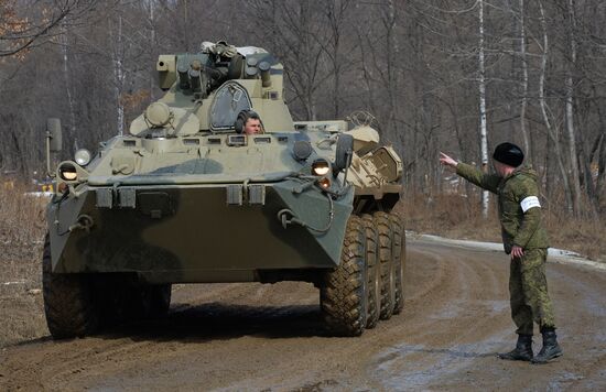 Pacific Fleet Marines get new BTR-82A armored personnel carriers