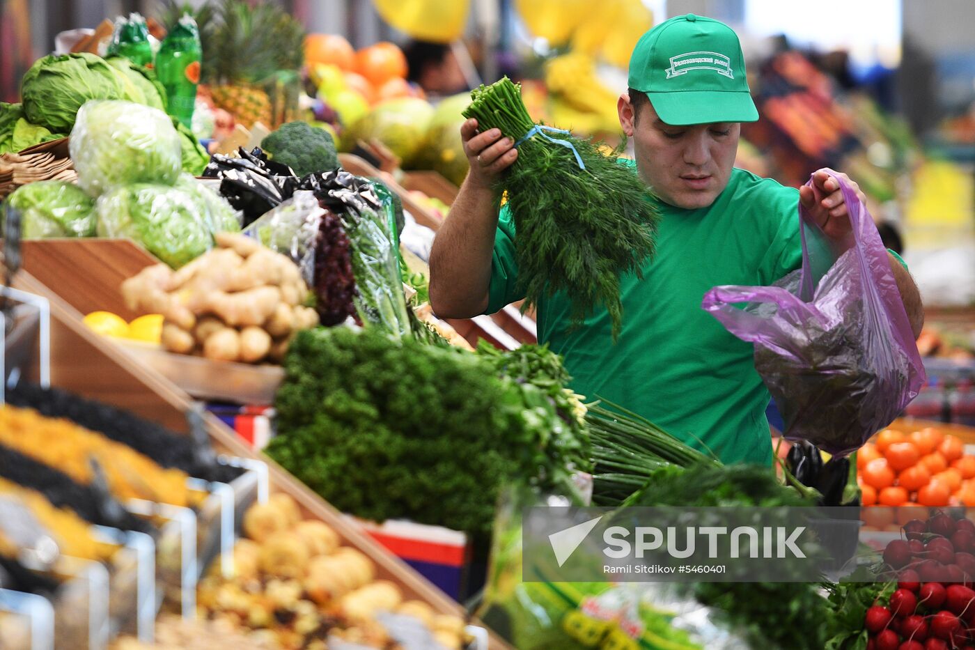 Velozavodsky market reopens in Moscow after renovation