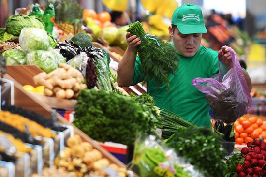 Velozavodsky market reopens in Moscow after renovation