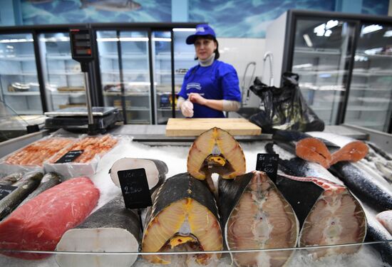 Velozavodsky market reopens in Moscow after renovation