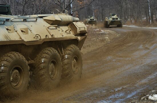 Pacific Fleet Marines get new BTR-82A armored personnel carriers